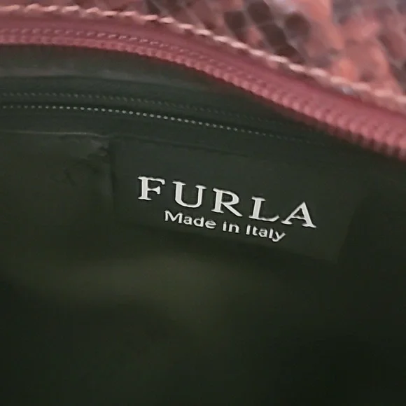 Furla Leather shoulder/sling Bag - Picture 8 of 12